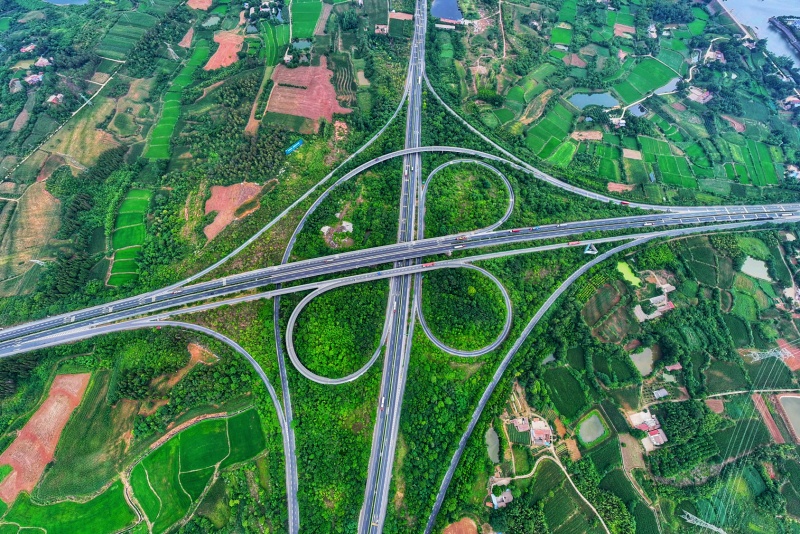 开云电竞湖北襄荆高速：串起一路好“丰”景(图1)