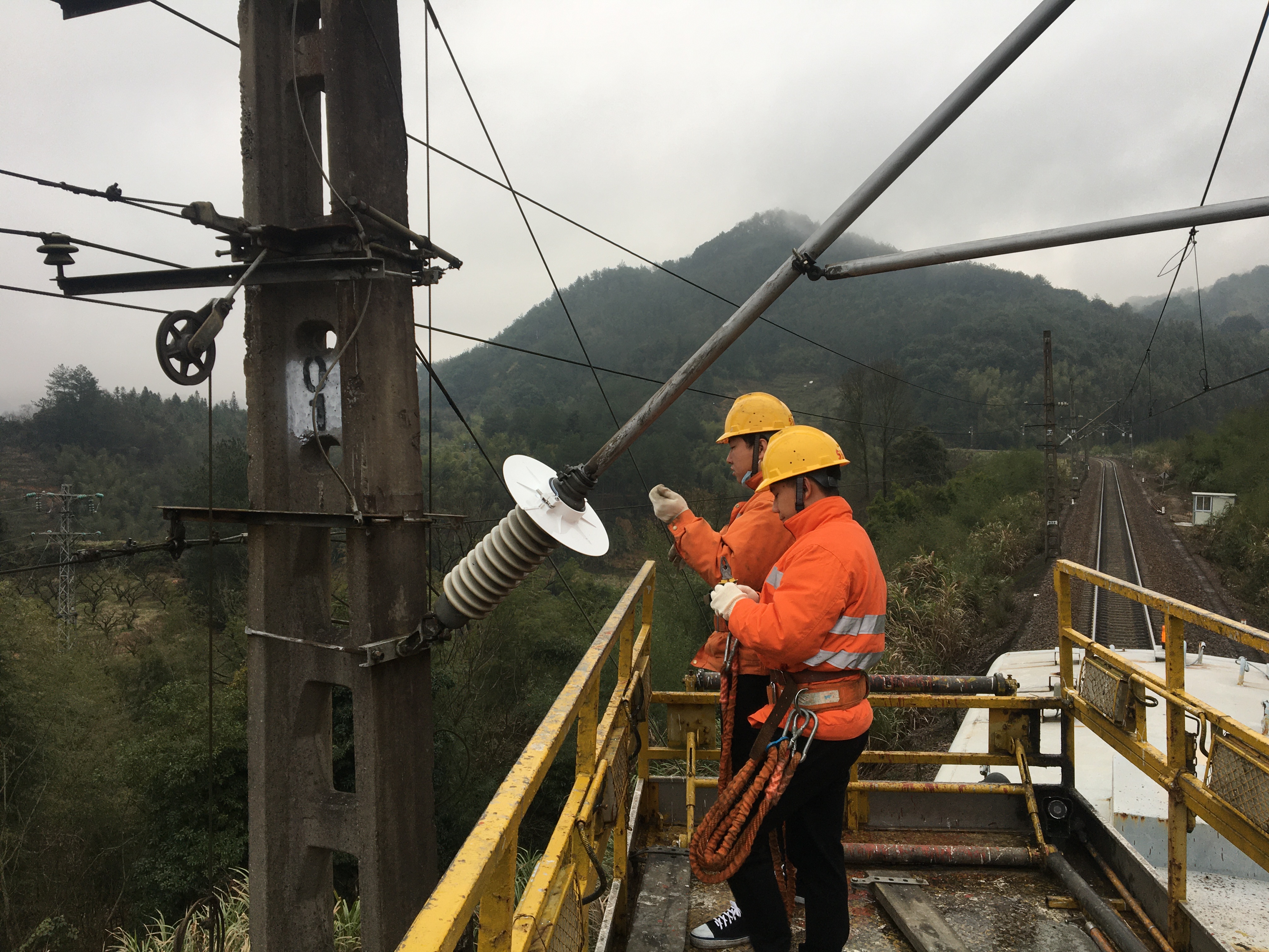 廈門鐵路職工自制小發明保護沿線野生動物